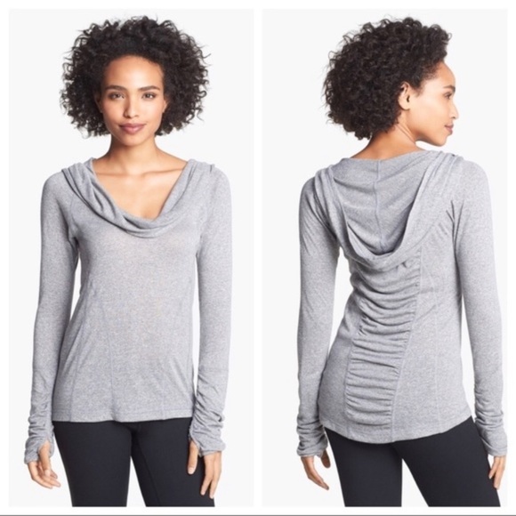 Cute Zella Hooded Layering Top w/thumb holes - Picture 5 of 8